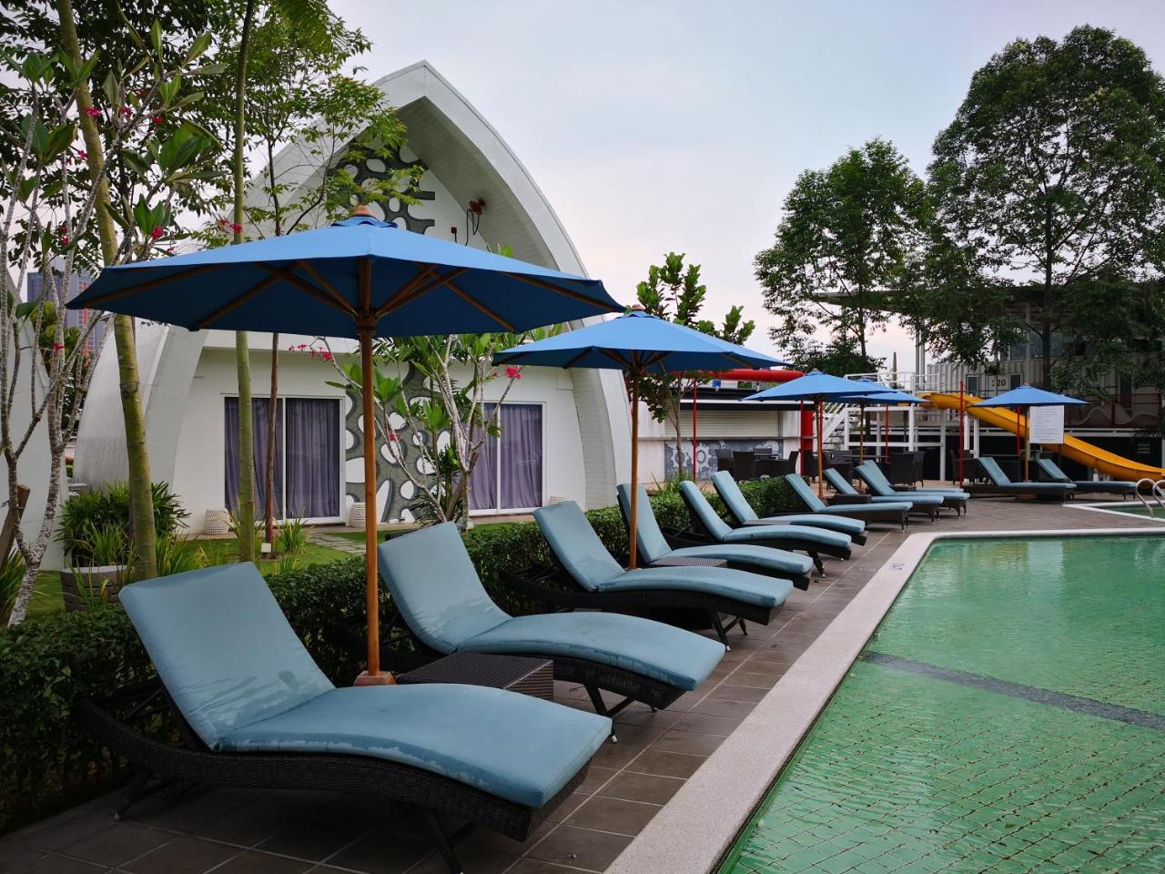 Dash Box Hotel Cyberjaya Bagian luar foto